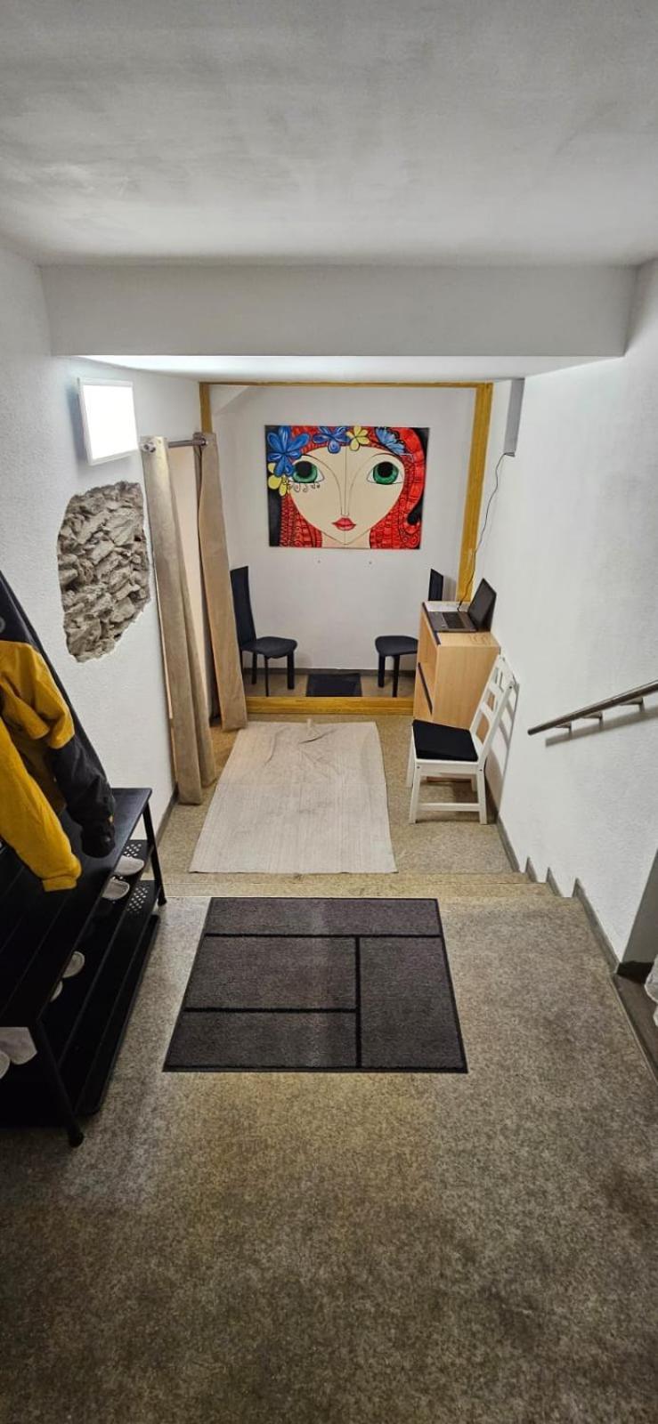 Airolo With Private Parking Lägenhet Exteriör bild